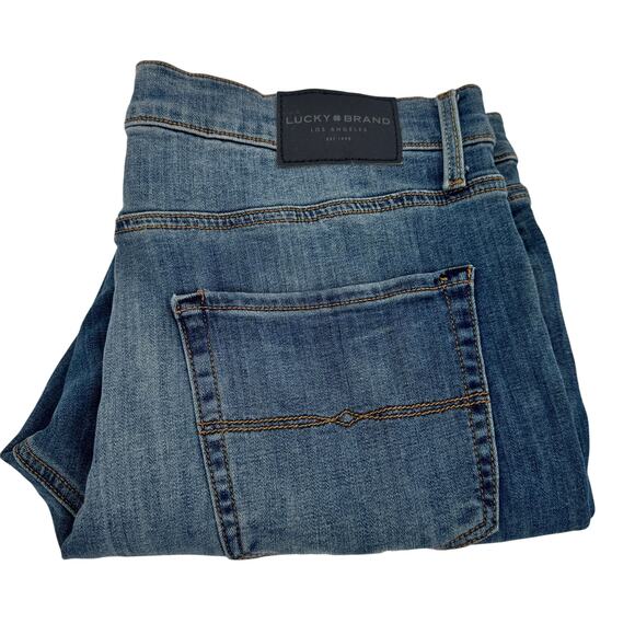 Lucky Brand Jeans Mens 38x30 (38x29 ACTUAL) 223 Straight Blue Denim - Picture 1 of 11